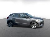 Used 2024 Nissan Kicks SV image 2