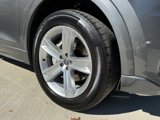Used 2019 Audi Q8 Premium w/ Convenience Package image 4