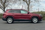 Used 2019 Jeep Cherokee Latitude w/ Popular Appearance Group image 3