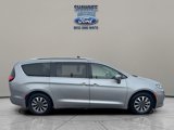 Used 2021 Chrysler Pacifica Touring-L image 4