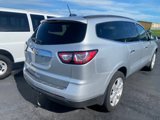 Used 2017 Chevrolet Traverse LT w/ Style and Technology Package image 4