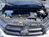 Used 2018 Toyota Highlander SE image 4
