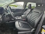Used 2022 Ford Edge SEL w/ Convenience Package image 4