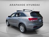 Used 2018 Kia Sorento LX image 3