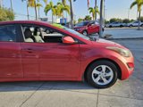 Used 2015 Hyundai Elantra SE image 2