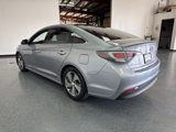 Used 2016 Hyundai Sonata Limited w/ Option Group 02 image 6