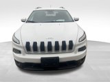 Used 2018 Jeep Cherokee Latitude Plus w/ Cold Weather Group image 2