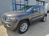 Used 2021 Jeep Grand Cherokee Laredo image 2