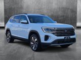 Used 2024 Volkswagen Atlas SE image 3