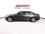 Used 2018 Chrysler 300 Limited w/ Safetytec Plus Group image 4