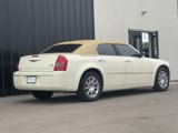 Used 2010 Chrysler 300 Touring image 5