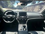 Used 2018 Honda Accord Touring image 2