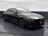 Used 2021 Hyundai Sonata Limited w/ Preferred Accessory Package image 4