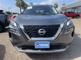 Used 2023 Nissan Rogue SV image 2