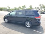 Used 2014 Toyota Sienna LE image 3