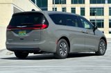 New 2025 Chrysler Pacifica Premium image 4