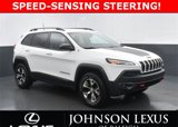 Used 2018 Jeep Cherokee Trailhawk image 3