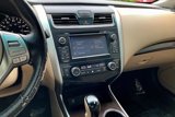Used 2015 Nissan Altima 2.5 SL w/ Technology Package image 6