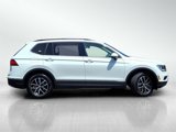 Used 2021 Volkswagen Tiguan SE image 3