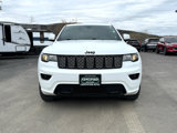 Used 2021 Jeep Grand Cherokee Laredo X image 2