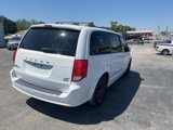 Used 2018 Dodge Grand Caravan GT image 3