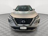 Used 2023 Nissan Rogue SV image 2