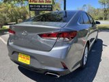 Used 2019 Hyundai Sonata SE w/ Winter Weather Package image 4