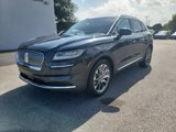 Used 2022 Lincoln Nautilus Reserve image 3
