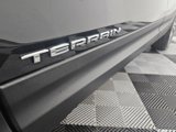 Used 2022 GMC Terrain SLT w/ Tech Package image 4