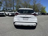 New 2025 Nissan Kicks Play S image 6