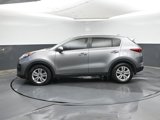 Used 2019 Kia Sportage LX image 2