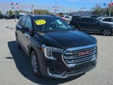 Used 2024 GMC Terrain SLT image 3