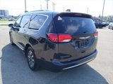 Certified 2020 Chrysler Pacifica Limited w/ Advanced Safetytec Group image 5