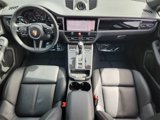 Certified 2024 Porsche Macan image 6