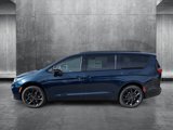 New 2025 Chrysler Pacifica Limited image 2