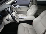 Used 2018 Volvo XC90 T6 Momentum w/ Convenience Package image 5
