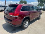 Used 2019 Jeep Grand Cherokee Laredo image 3