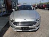 Used 2017 Ford Fusion SE image 5