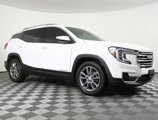 Used 2022 GMC Terrain SLT w/ Infotainment Package II image 3