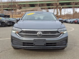 Used 2023 Volkswagen Jetta SE image 3
