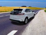 Used 2022 Ford Edge SEL image 5