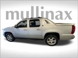 Used 2013 Chevrolet Avalanche LT image 5