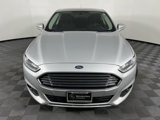 Used 2016 Ford Fusion SE w/ Equipment Group 201A image 5