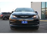 Used 2022 Chrysler Voyager LX image 4
