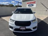 Used 2021 Chrysler Pacifica Limited w/ S Appearance Package image 2