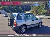 Used 2004 Chevrolet Tracker 4WD w/ Preferred Equipment Group image 3