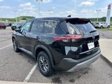 Used 2023 Nissan Rogue S image 3