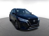 Used 2024 Nissan Kicks SV image 3