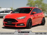 Used 2017 Ford Focus ST image 3