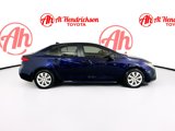 Used 2022 Toyota Corolla LE image 2
